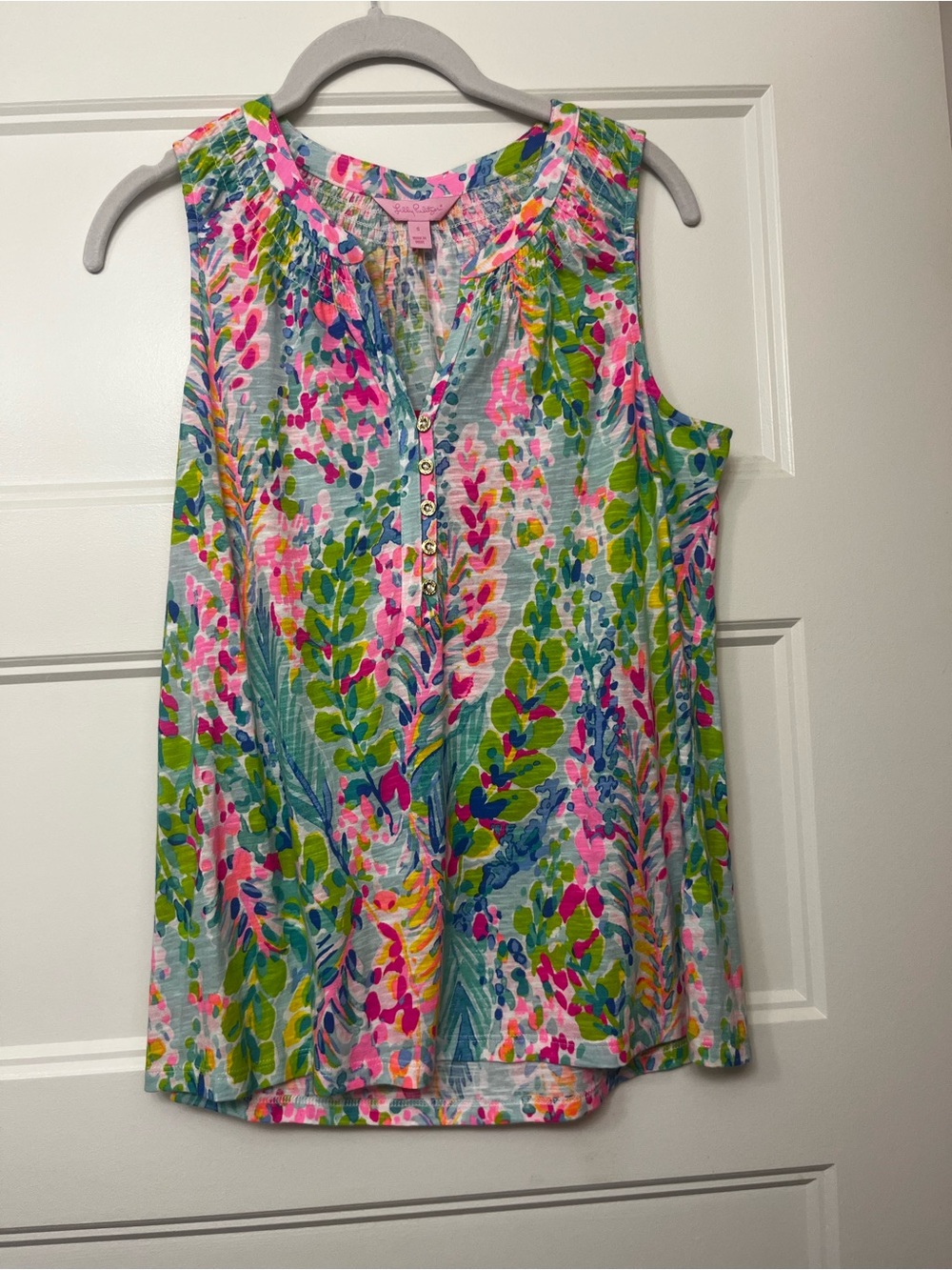 Lilly Pulitzer Sleeveless Floral Catch the Wave Tank in Multi Colored